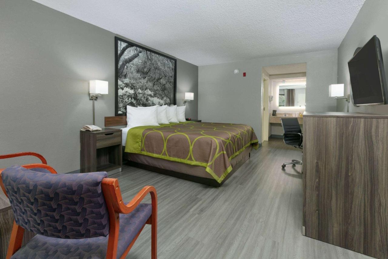 Super 8 By Wyndham Diberville Biloxi Area Kültér fotó